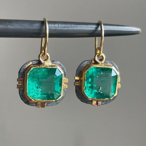 Firkantede vintageøreringe i turkis glas