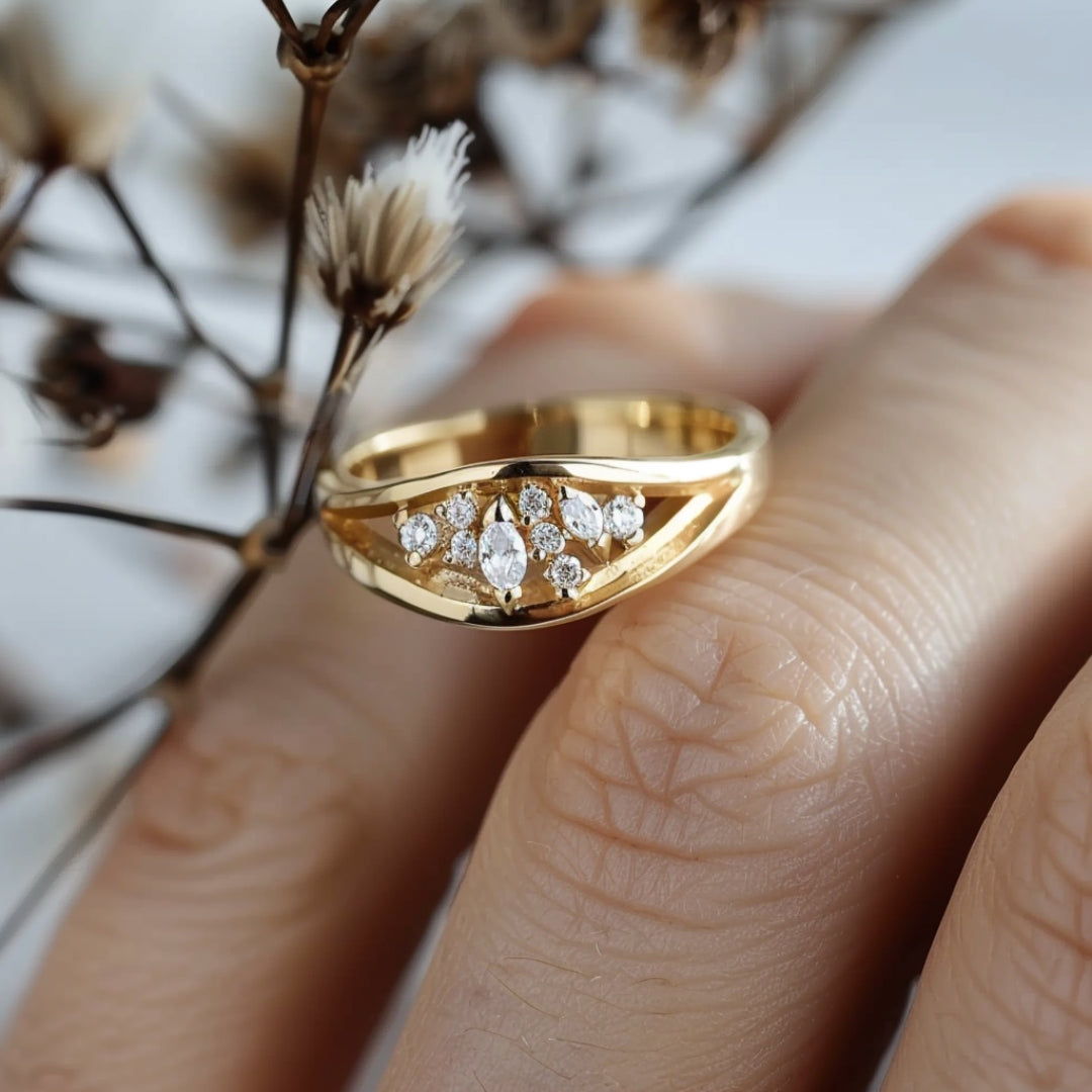 Gylden funklende ring
