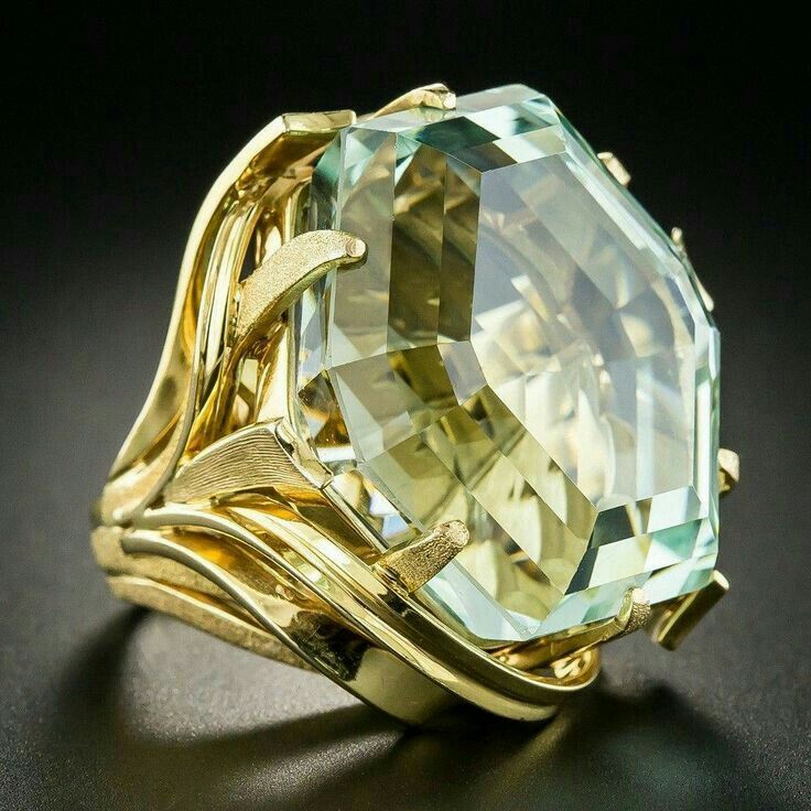 Vintage grønlig gul glasring i guld