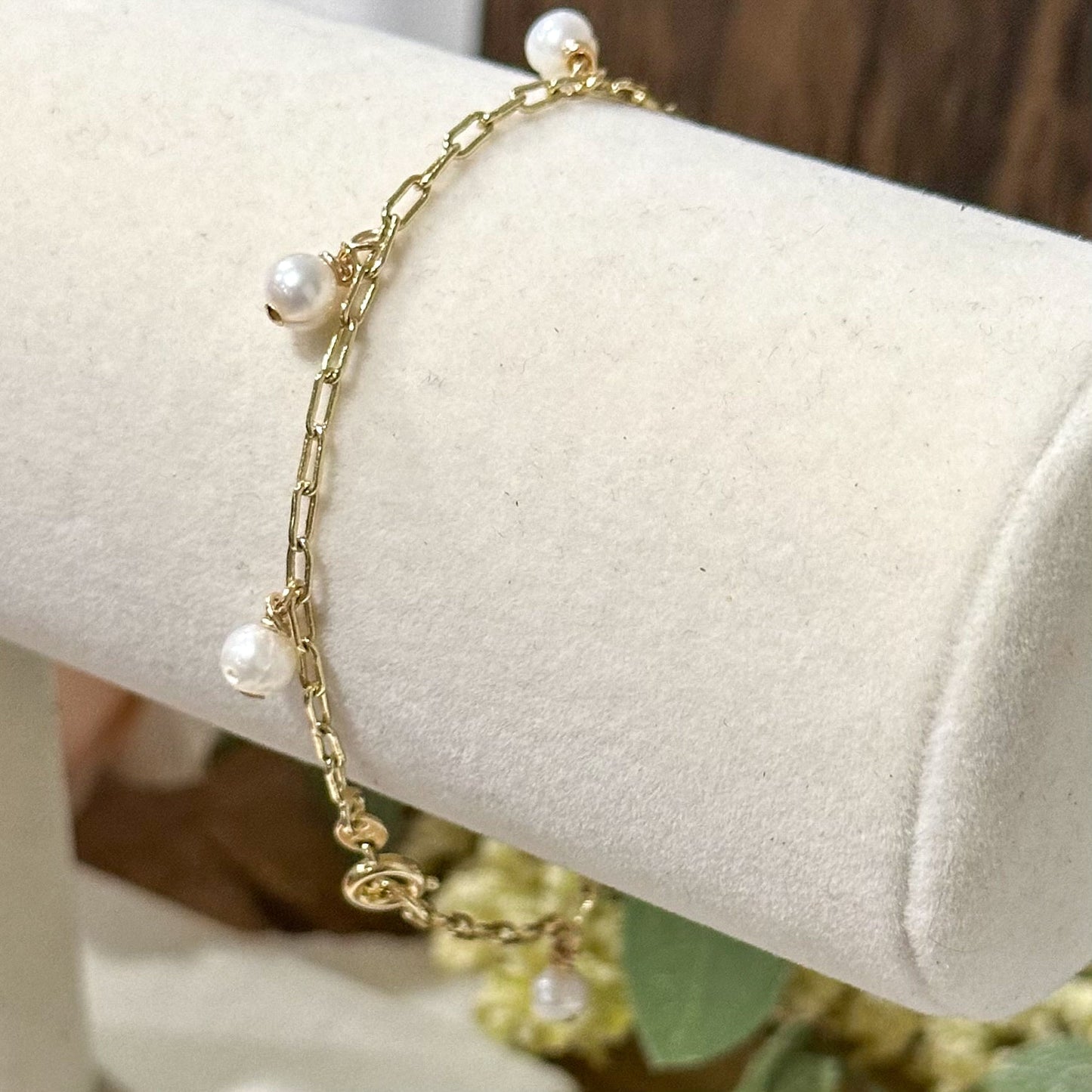 Gina Mini Pearl Charm-armbånd