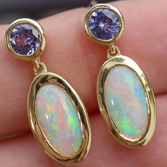 Gyldne vintage-opal-øreringe